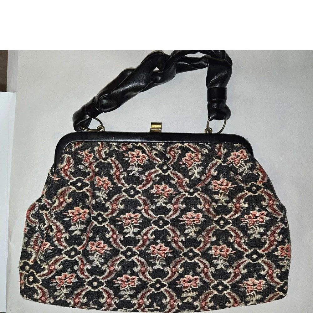 Vintage Tapestry Floral Damask Kiss Lock Frame Bag Twisted Handle Black Pink